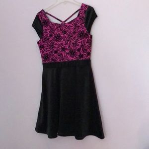 Girls dress